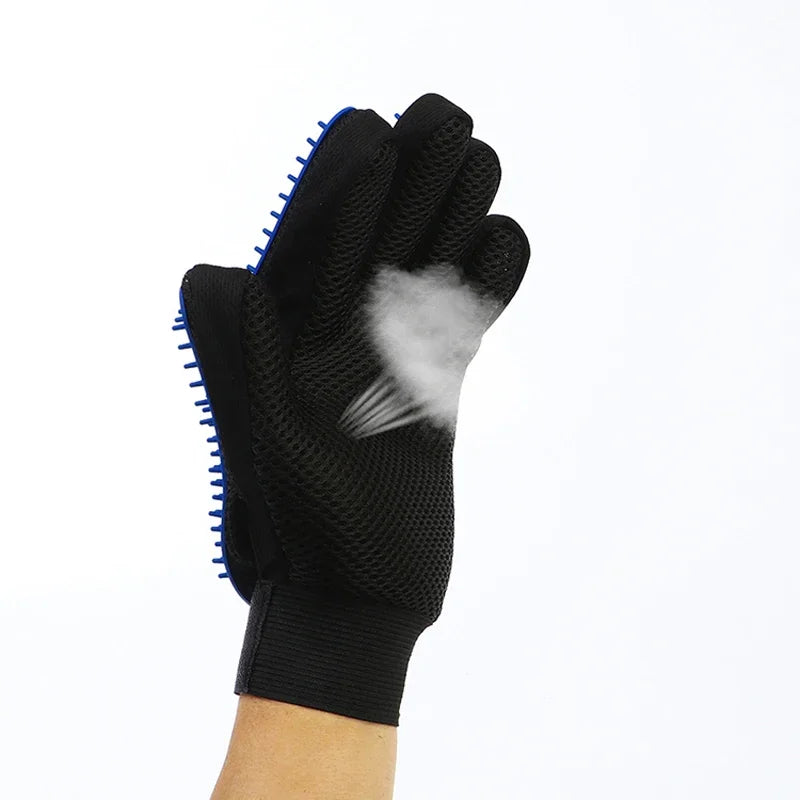 🇫🇷 Gants de toilettage en silicone pour chats et chiens – Brosse & peigne pour retirer les poils, masser et laver vos animaux. 🇬🇧 Silicone pet grooming gloves for cats & dogs – Brush & comb to remove hair, massage & bathe your pets.