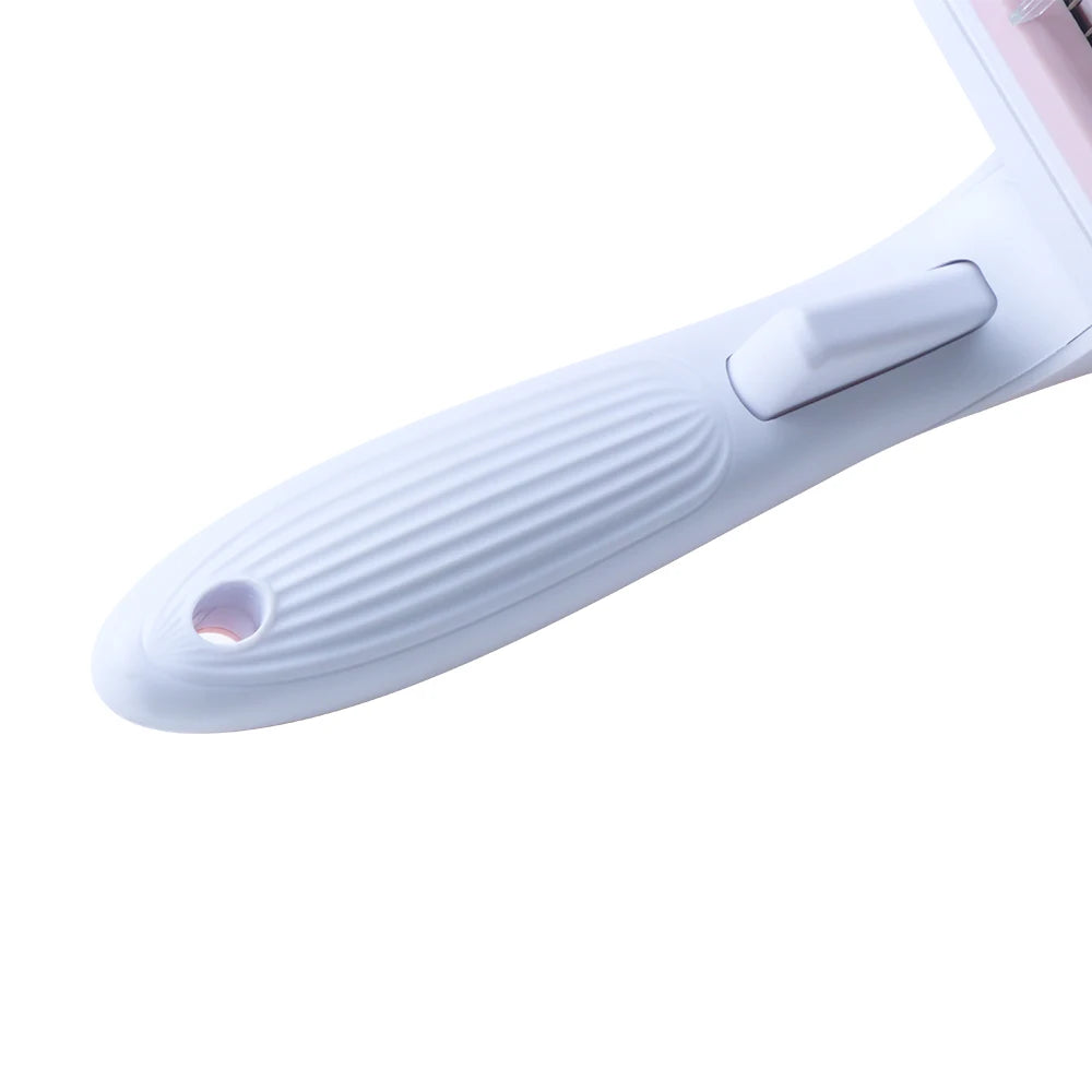 🇫🇷 Peigne anti-perte de poils pour chats et chiens – Dents douces à bouts ronds pour éviter les griffures – Outil de toilettage efficace. 🇬🇧 Cat & dog hair removal comb – Soft round needle tips prevent scratching – Effective grooming tool.