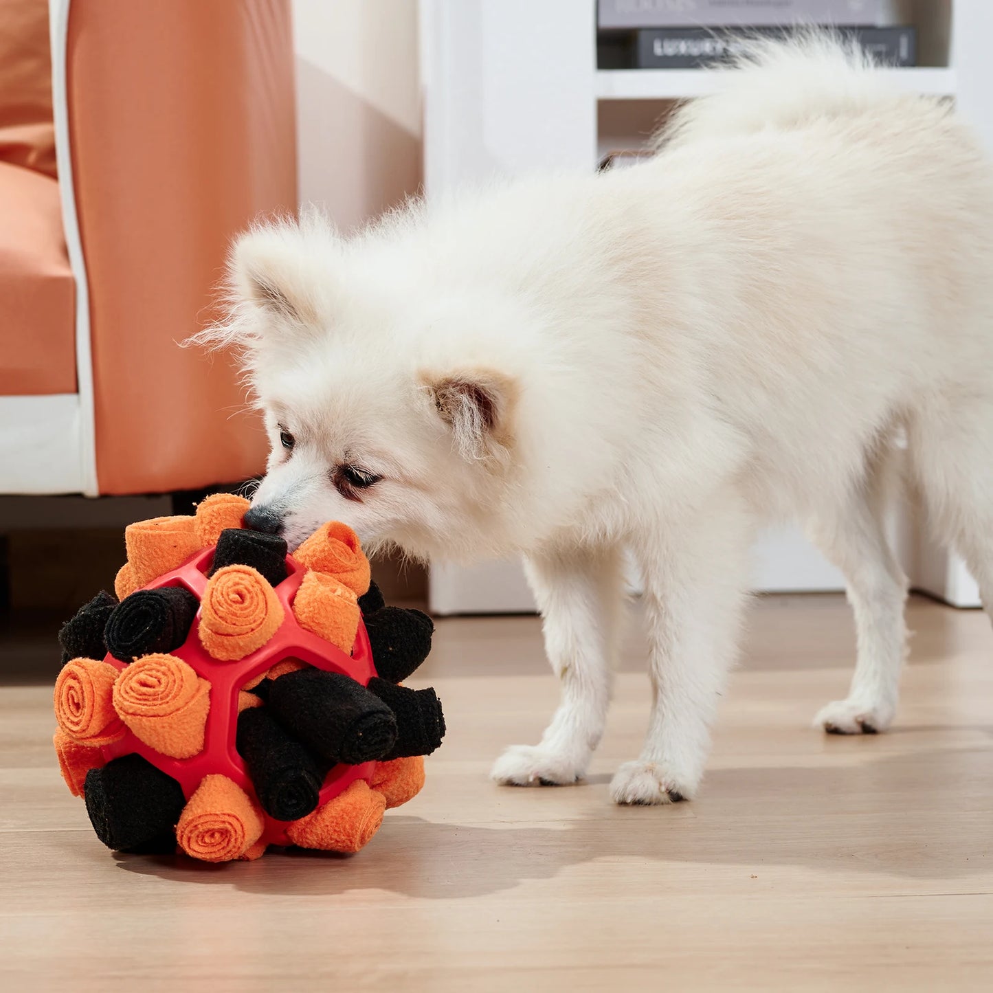 🇫🇷 Balle à renifler pour chien – Jouet interactif en caoutchouc pour cacher des friandises, puzzle amusant, cadeau Halloween & Noël. 🇬🇧 Dog sniffing ball – Interactive rubber toy for hiding treats, fun puzzle, perfect Halloween & Christmas gift.