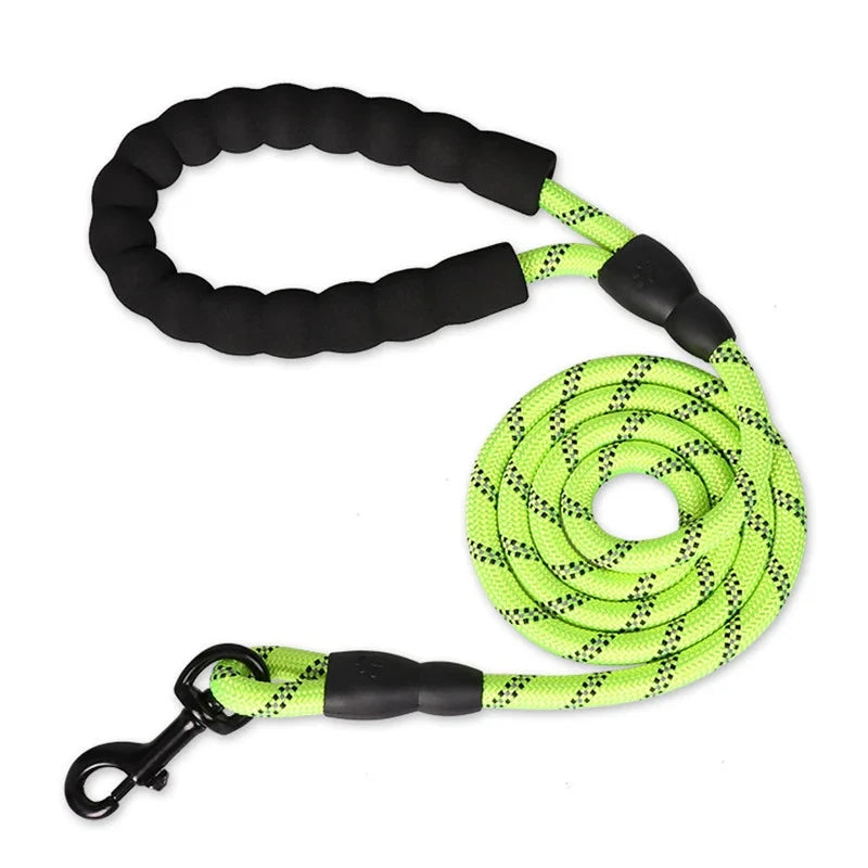 🇫🇷 Laisse pour chien réfléchissante avec poignée rembourrée – Corde double résistante pour chiens puissants, plus de sécurité et de contrôle  🇬🇧 Reflective Dog Leash with Padded Handle – Double Heavy-Duty Rope for Strong Dogs, Enhanced Safety & Control