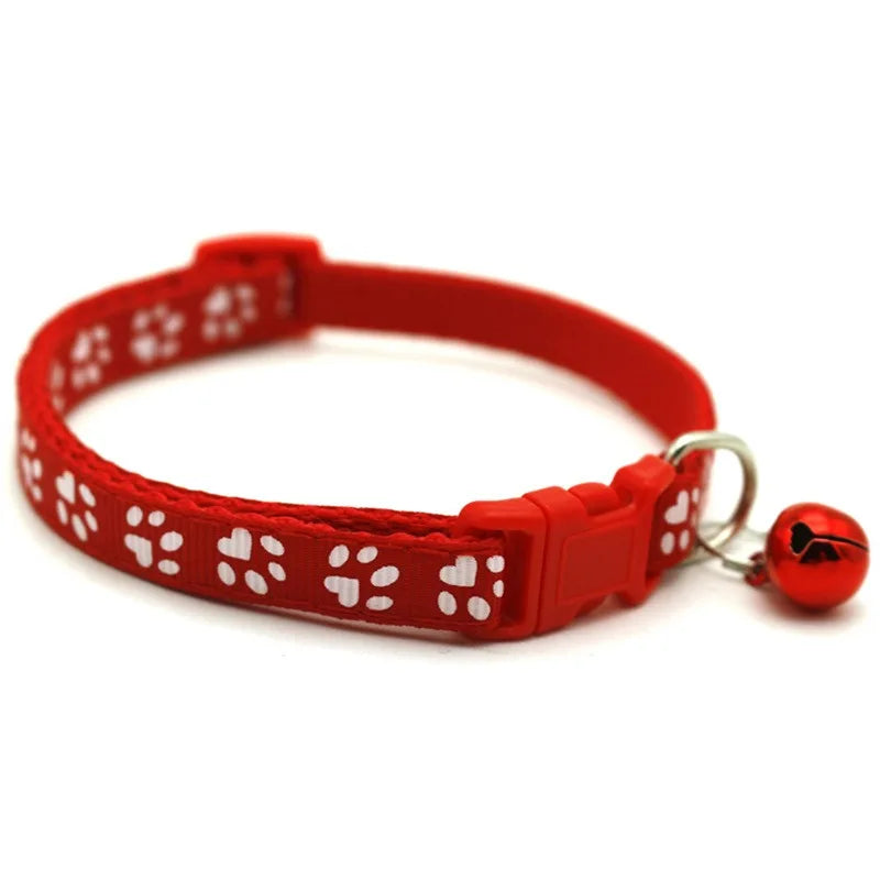 🇫🇷 Collier pour chat en velours avec cœur & grelot – Élastique, réglable et sécurisé, 8 couleurs, convient aussi aux petits chiens  🇬🇧 Velvet Cat Collar with Heart & Bell – Safety elastic, adjustable, 8 colors, also fits small dogs